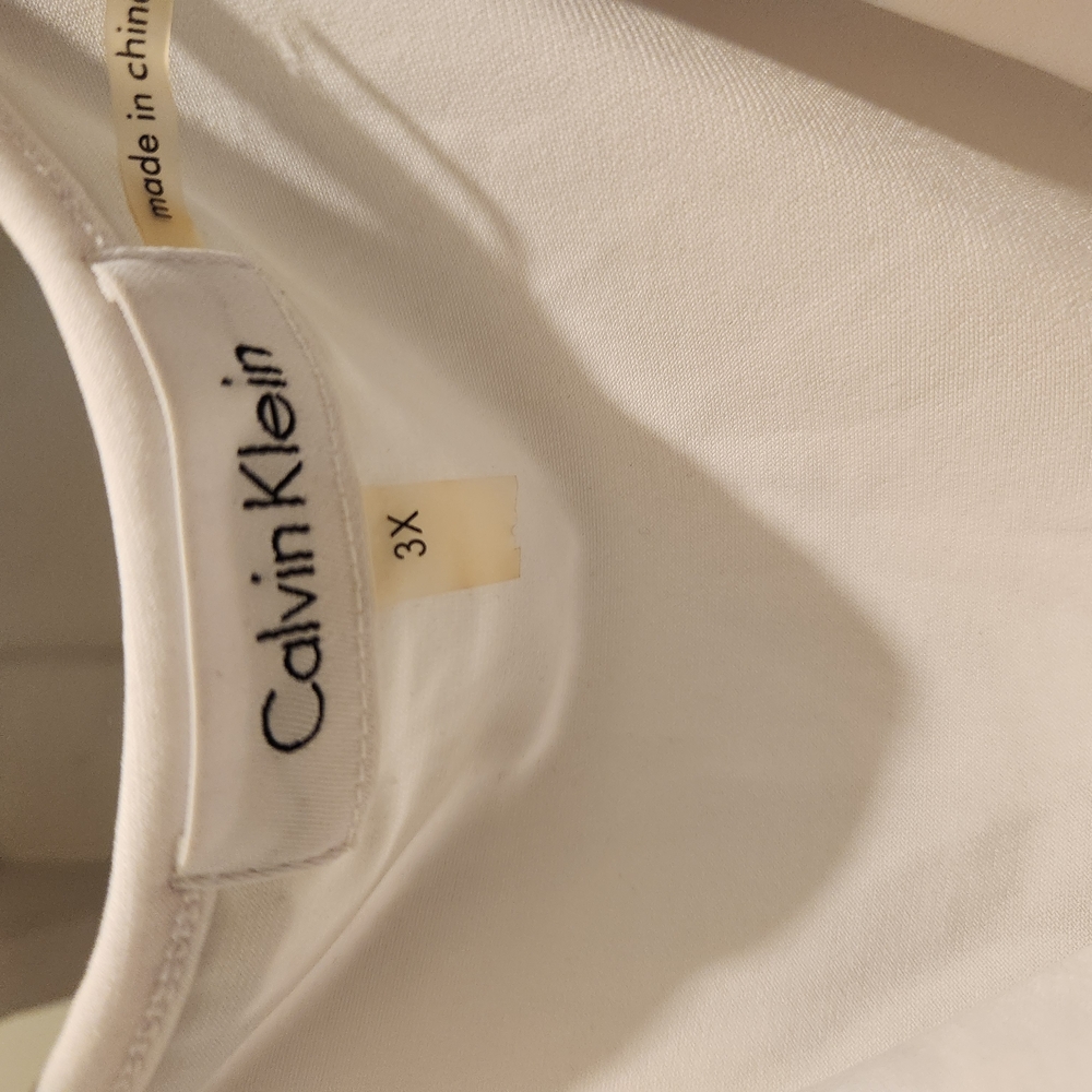 Calvin Klein White Top 3X